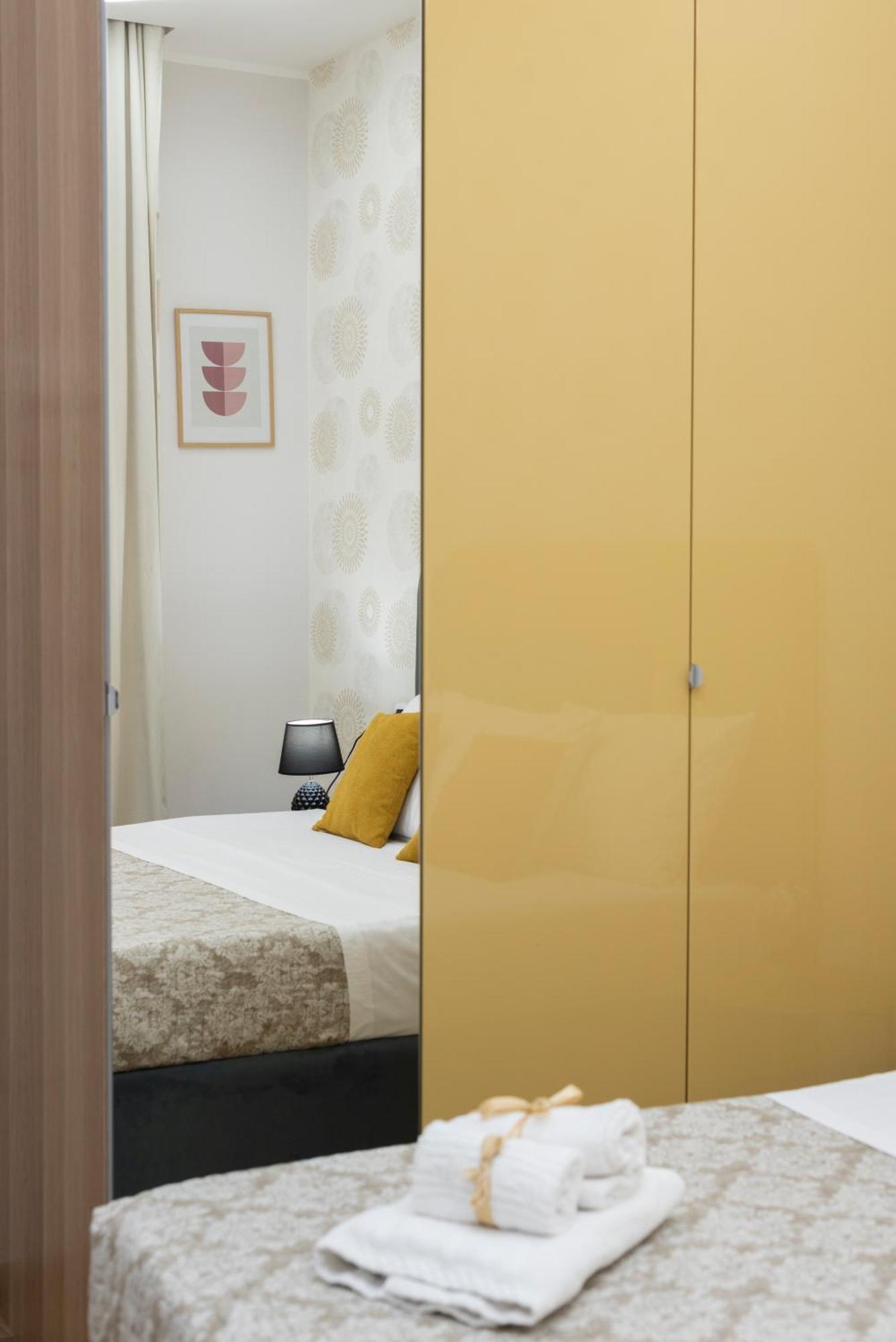 Deluxe Room,1500609160:JPEG